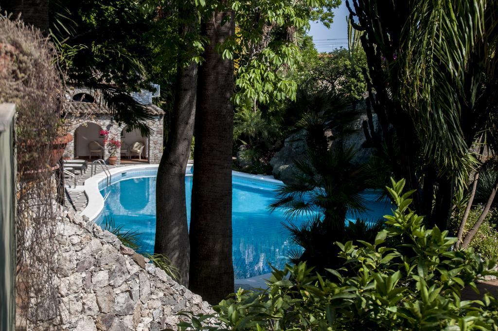 B&B La Villa Giardini Naxos Luaran gambar